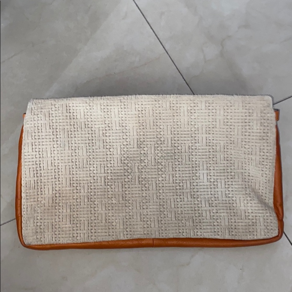 Purse - Picture 2 of 3